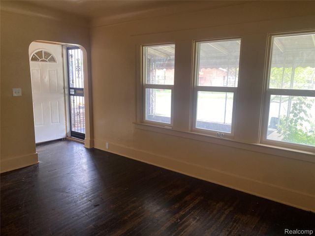 2950 Kendall Street, Detroit, MI 48238