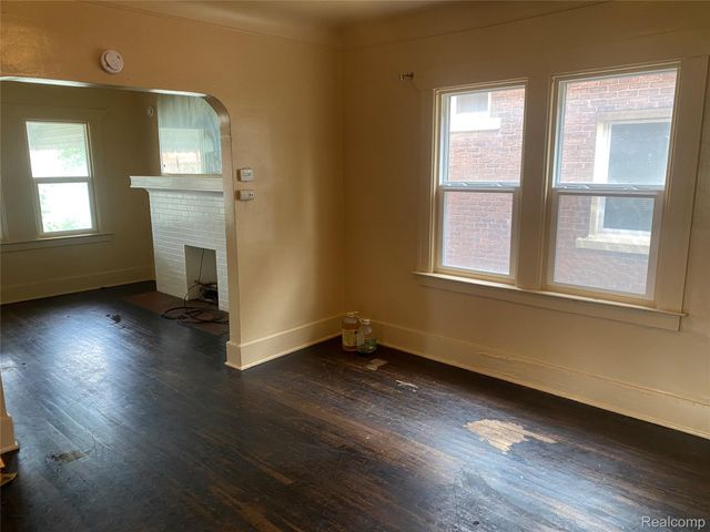 2950 Kendall Street, Detroit, MI 48238