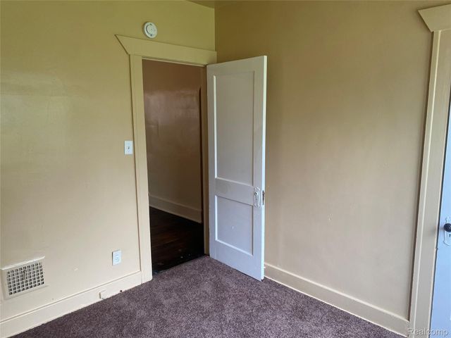 2950 Kendall Street, Detroit, MI 48238