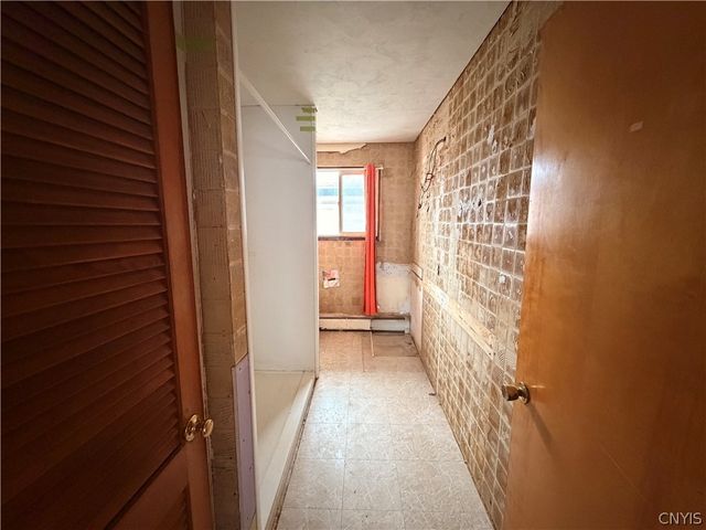 831 Rider Street, Parish, NY 13131