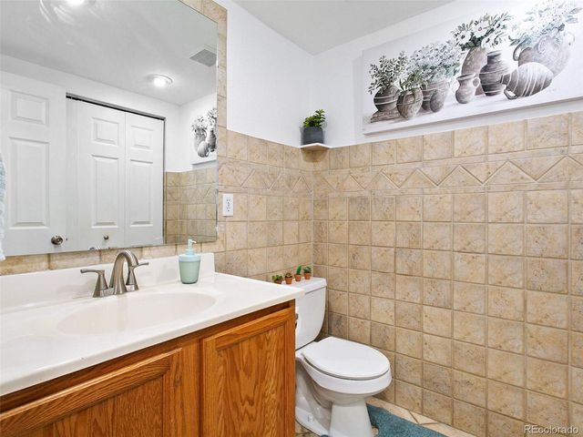 1995 Oakcrest Cir, Castle Rock, CO 80104