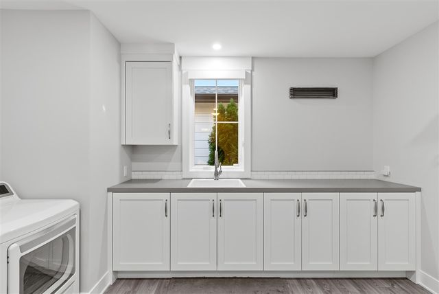 2031 Ottawa Beach Road, Holland, MI 49424