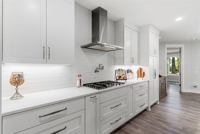 2031 Ottawa Beach Road, Holland, MI 49424