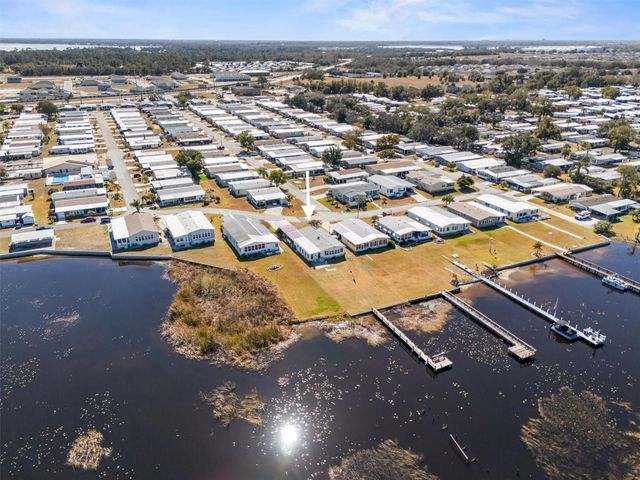 6825 S LAKE HENRY DRIVE NE, Winter Haven, FL 33881