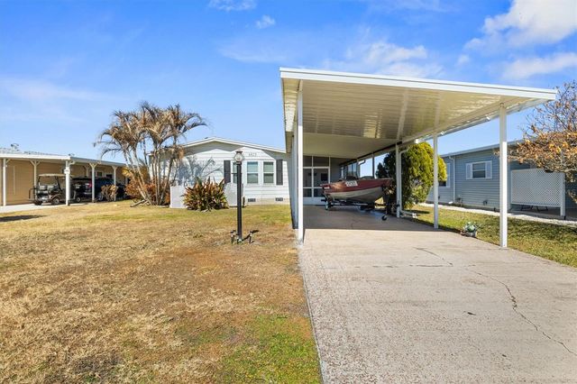 6825 S LAKE HENRY DRIVE NE, Winter Haven, FL 33881