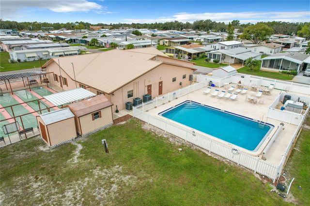 6825 S LAKE HENRY DRIVE NE, Winter Haven, FL 33881