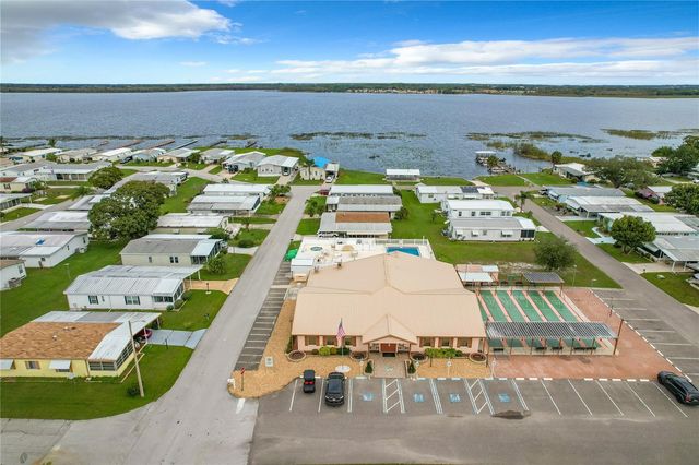 6825 S LAKE HENRY DRIVE NE, Winter Haven, FL 33881