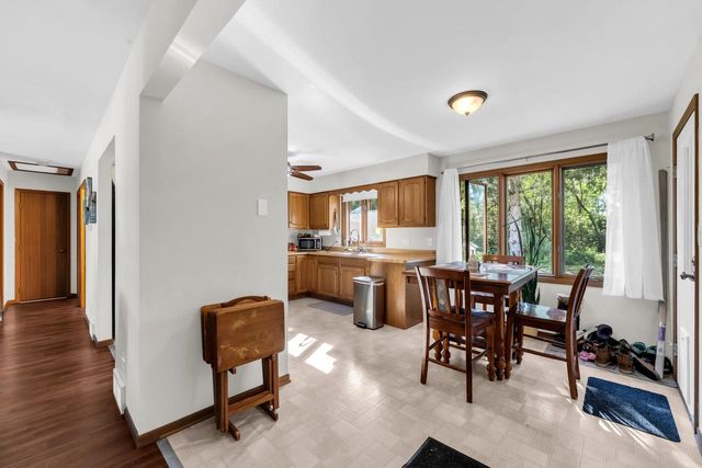 N2443 Giles DRIVE, Burlington, WI 53105