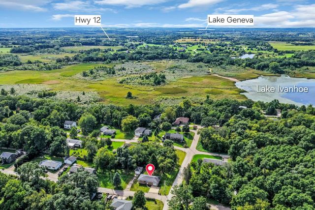 N2443 Giles DRIVE, Burlington, WI 53105
