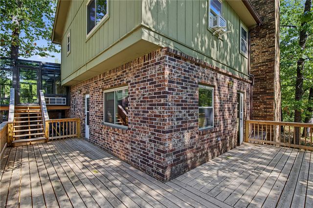 16 W Cardinal Court, Rogers, AR 72756