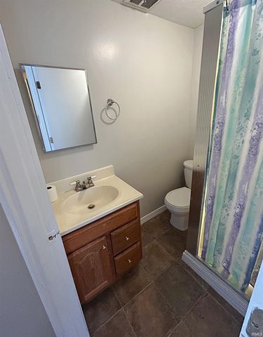 332 N Cavins Street, Bloomfield, IN 47424