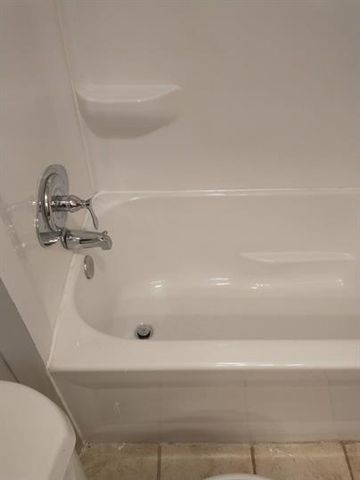 363 Meadow Green Lane 363, Round Lake Beach, IL 60073