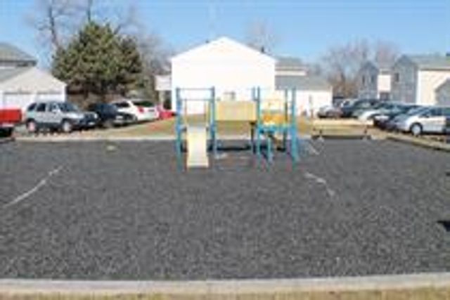 363 Meadow Green Lane 363, Round Lake Beach, IL 60073