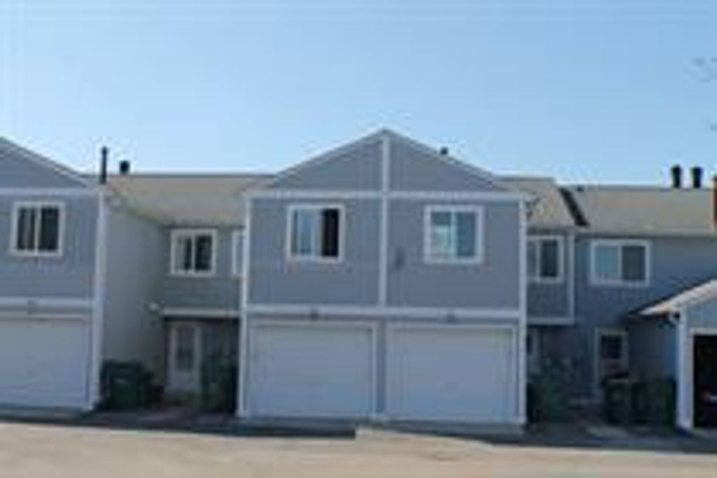 363 Meadow Green Lane 363, Round Lake Beach, IL 60073