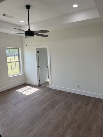 204 Ella Street, Whitesboro, TX 76273