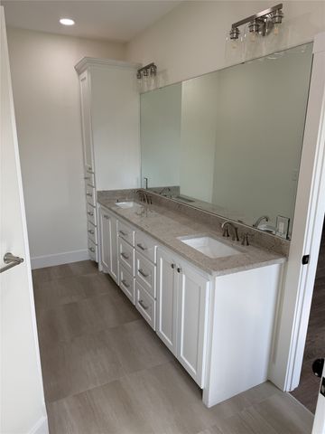 204 Ella Street, Whitesboro, TX 76273