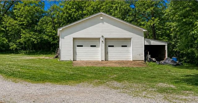 955 Rocky Rd, Pulaski, TN 38478