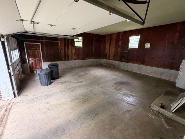 955 Rocky Rd, Pulaski, TN 38478