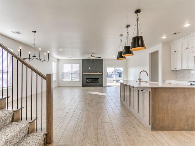 7701 Three Woods Lane, Yukon, OK 73099