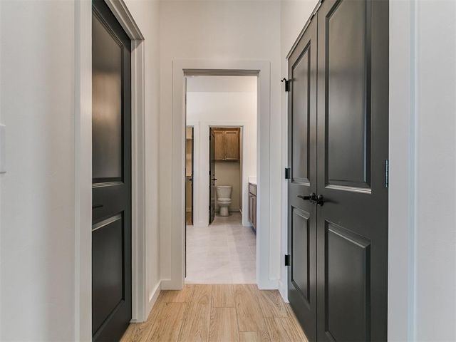 7701 Three Woods Lane, Yukon, OK 73099