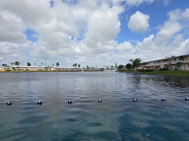 1000 SW 10th Avenue SW 19p, Hallandale Beach, FL 33009