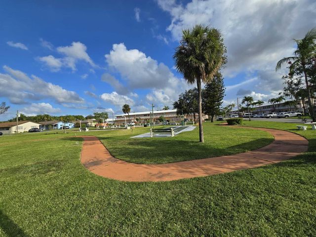 1000 SW 10th Avenue SW 19p, Hallandale Beach, FL 33009