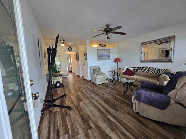 1000 SW 10th Avenue SW 19p, Hallandale Beach, FL 33009