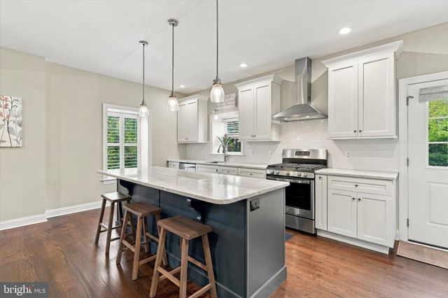 1925 HALLOWELL RD, Plymouth Meeting, PA 19462