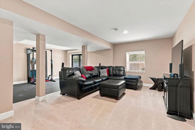 1925 HALLOWELL RD, Plymouth Meeting, PA 19462