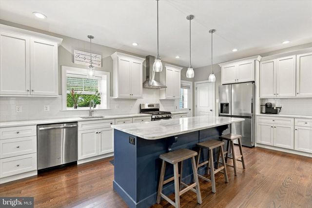 1925 HALLOWELL RD, Plymouth Meeting, PA 19462