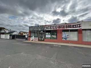 296 Us Highway 46, Elmwood Park, NJ 07407