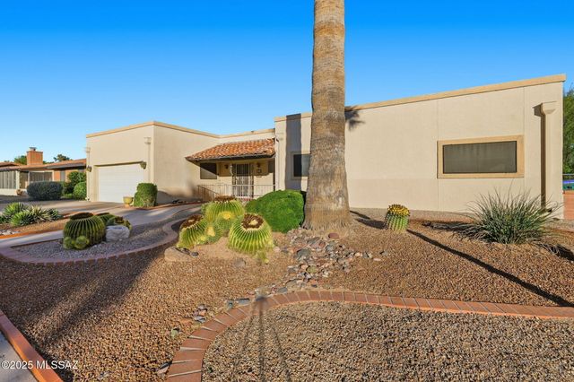 1222 N Paseo Del Cervato, Green Valley, AZ 85614