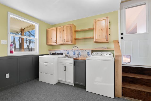 10219 N 28th Street, Richland Twp, MI 49083