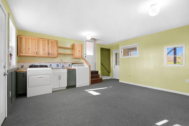 10219 N 28th Street, Richland Twp, MI 49083