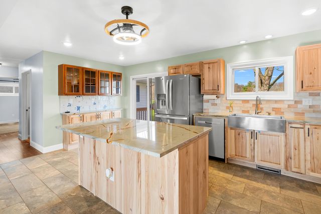 10219 N 28th Street, Richland Twp, MI 49083