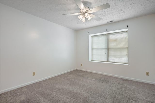 335 Whisper Lane, Xenia Twp, OH 45385