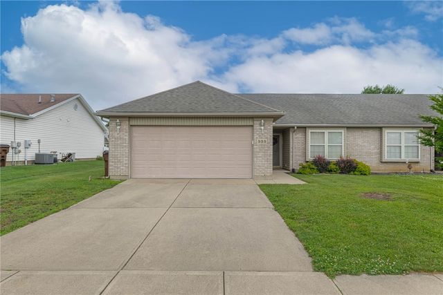 335 Whisper Lane, Xenia Twp, OH 45385