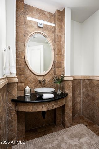 5901 E MOUNTAIN VIEW Road, Paradise Valley, AZ 85253