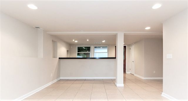 304 Bonnahurst Dr, Hermitage, TN 37076