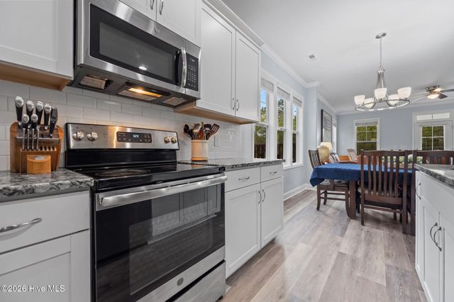 807 Dan Owen Drive, Hampstead, NC 28443