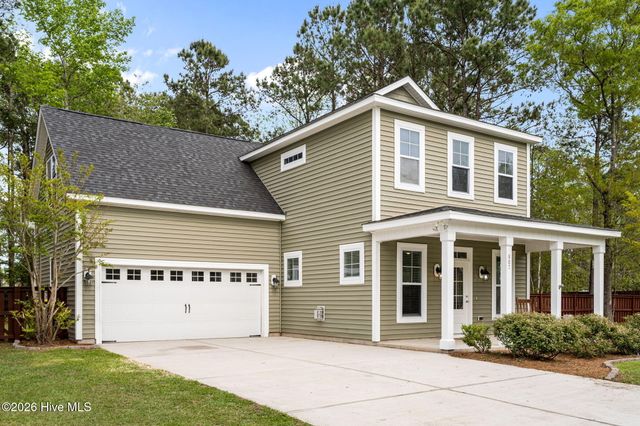 807 Dan Owen Drive, Hampstead, NC 28443