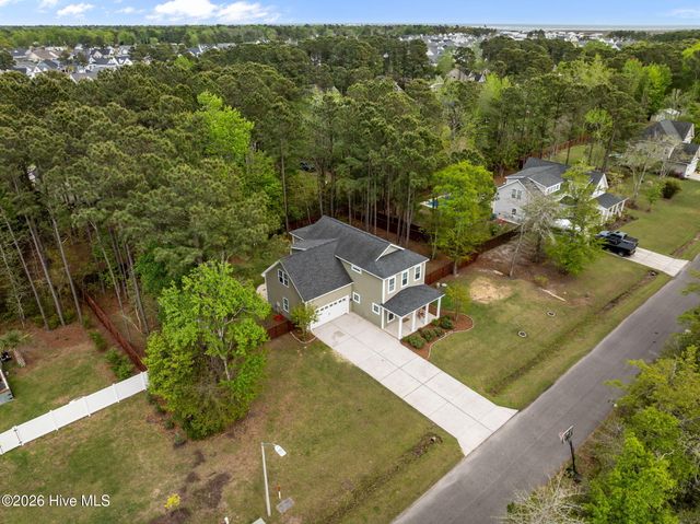 807 Dan Owen Drive, Hampstead, NC 28443