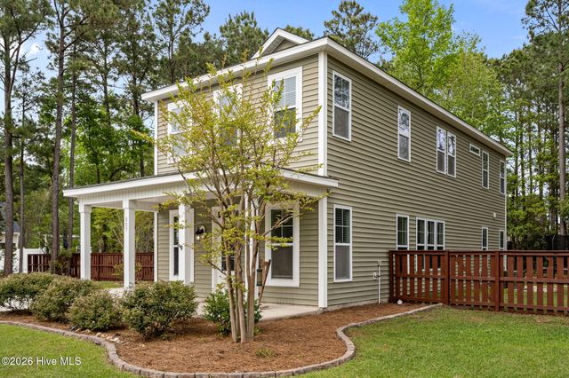 807 Dan Owen Drive, Hampstead, NC 28443