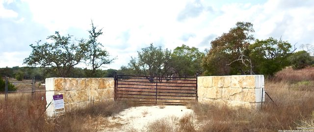 850 Brand Rd, Bulverde, TX 78163