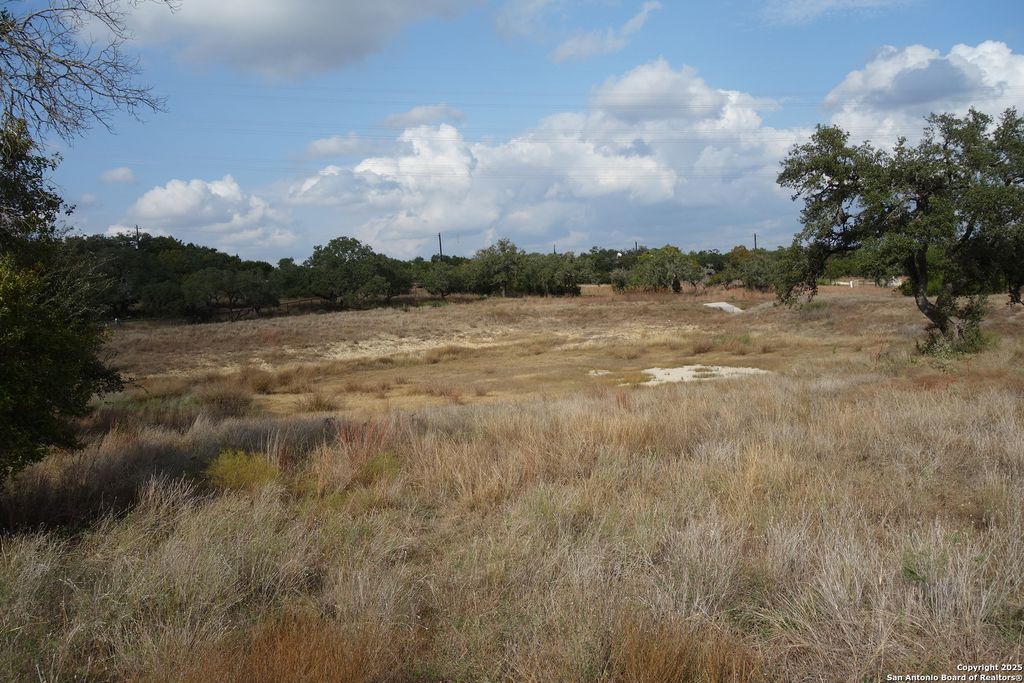 850 Brand Rd, Bulverde, TX 78163