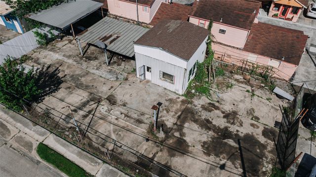 1714 Wayside Drive, Houston, TX 77011