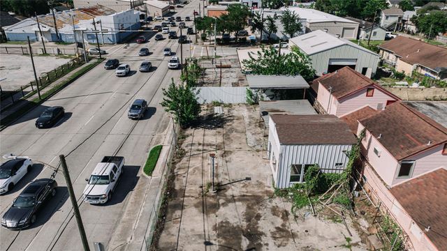 1714 Wayside Drive, Houston, TX 77011