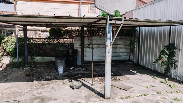 1714 Wayside Drive, Houston, TX 77011