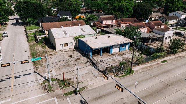 1714 Wayside Drive, Houston, TX 77011