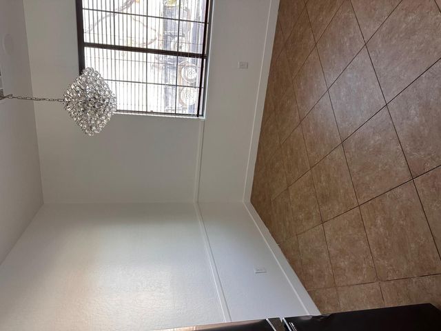 2331 W Branham Lane, Phoenix, AZ 85041